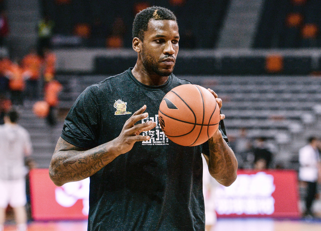 他再次助力 他再次助力