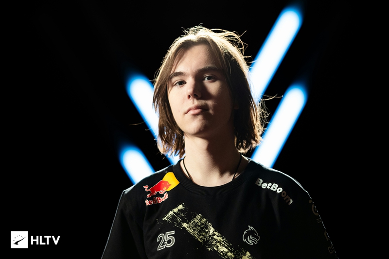 前返回巴萨 前返回巴萨